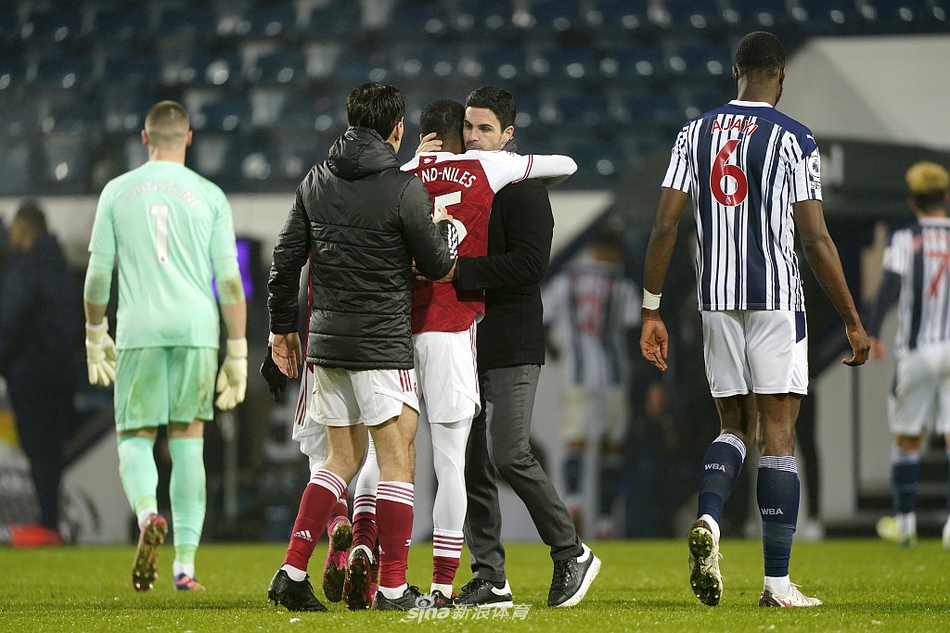 [英超]西布朗0-4阿森纳 拉卡泽特两球