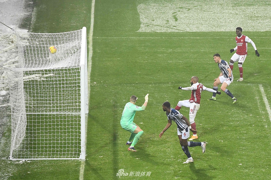[英超]西布朗0-4阿森纳 拉卡泽特两球