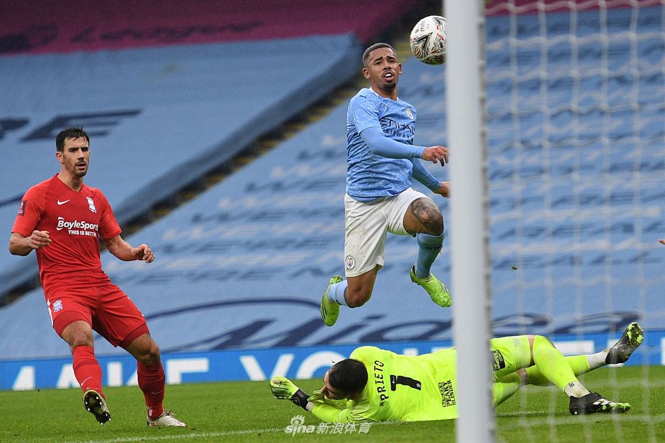 [足总杯]曼城3-0伯明翰 B席两球