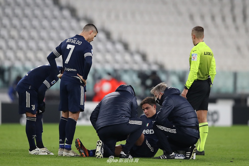 [意甲]尤文3-1萨索洛 C罗补时破门