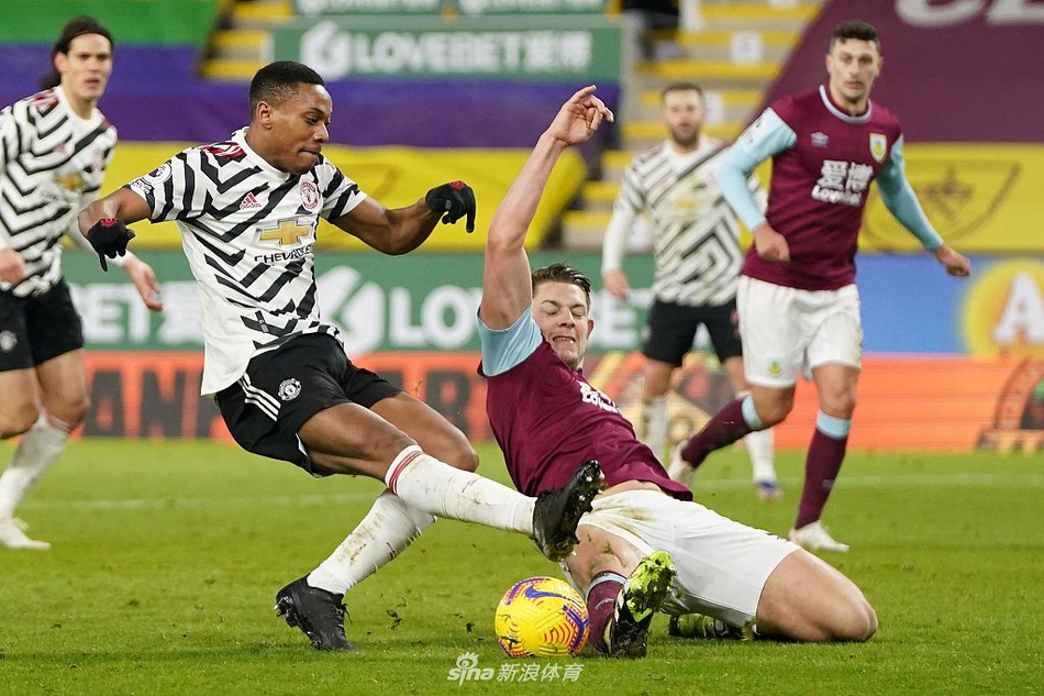 [英超]伯恩利0-1曼联 博格巴破门