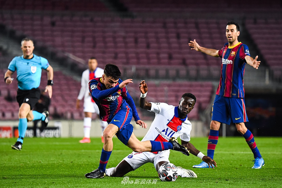 [欧冠]巴萨1-4巴黎 姆巴佩帽子戏法