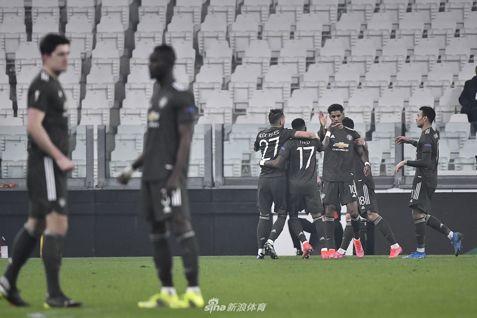 [欧联杯]皇家社会0-4曼联 B费两球