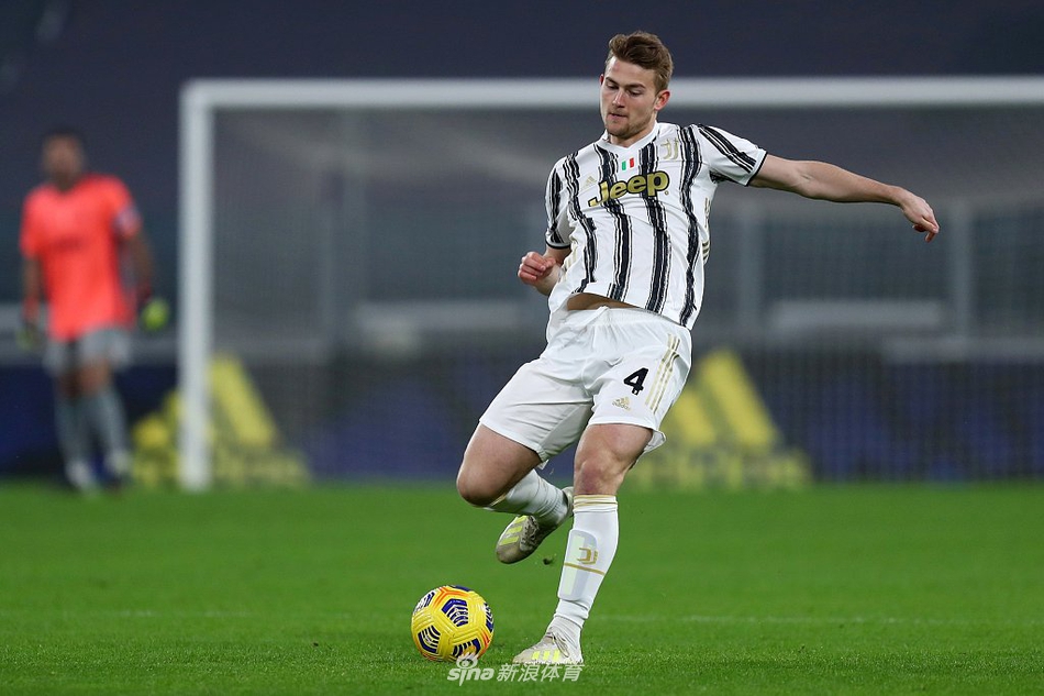 [意甲]尤文3-0克罗托内 C罗两球