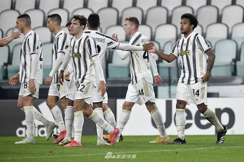 [意甲]尤文3-0克罗托内 C罗两球