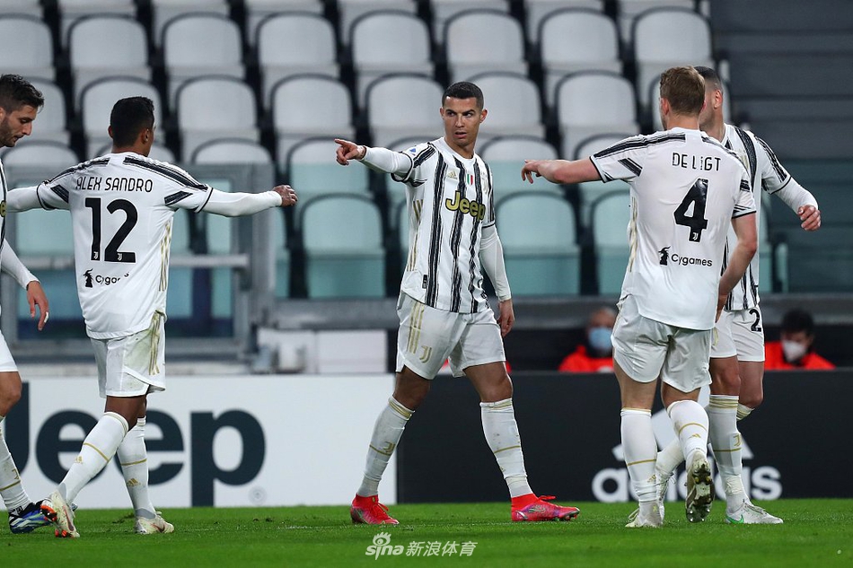 [意甲]尤文3-0克罗托内 C罗两球