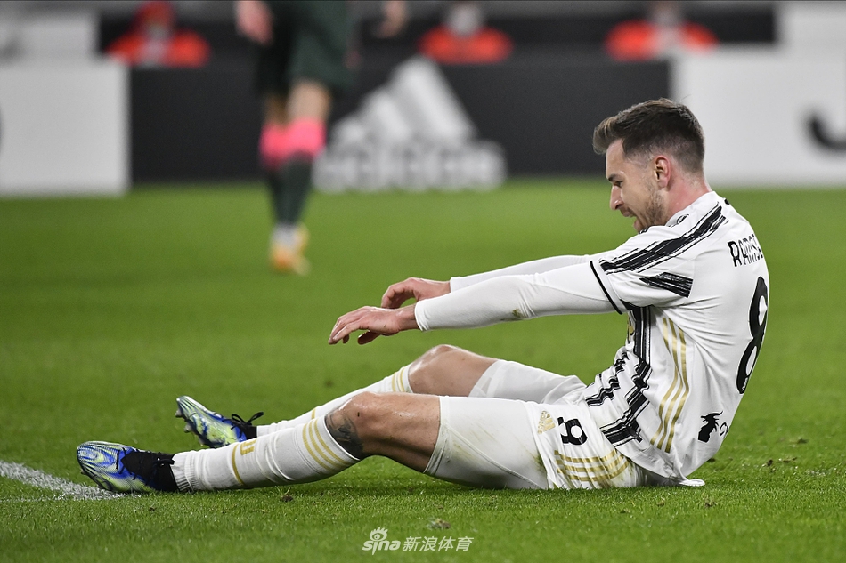 [意甲]尤文3-0克罗托内 C罗两球