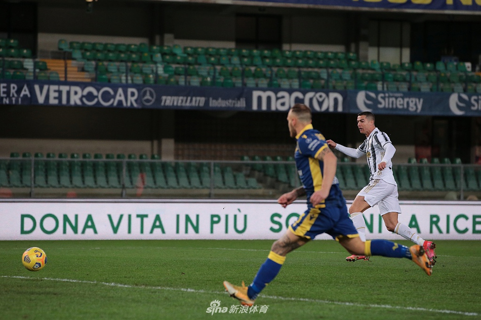 [意甲]维罗纳1-1尤文 C罗破门