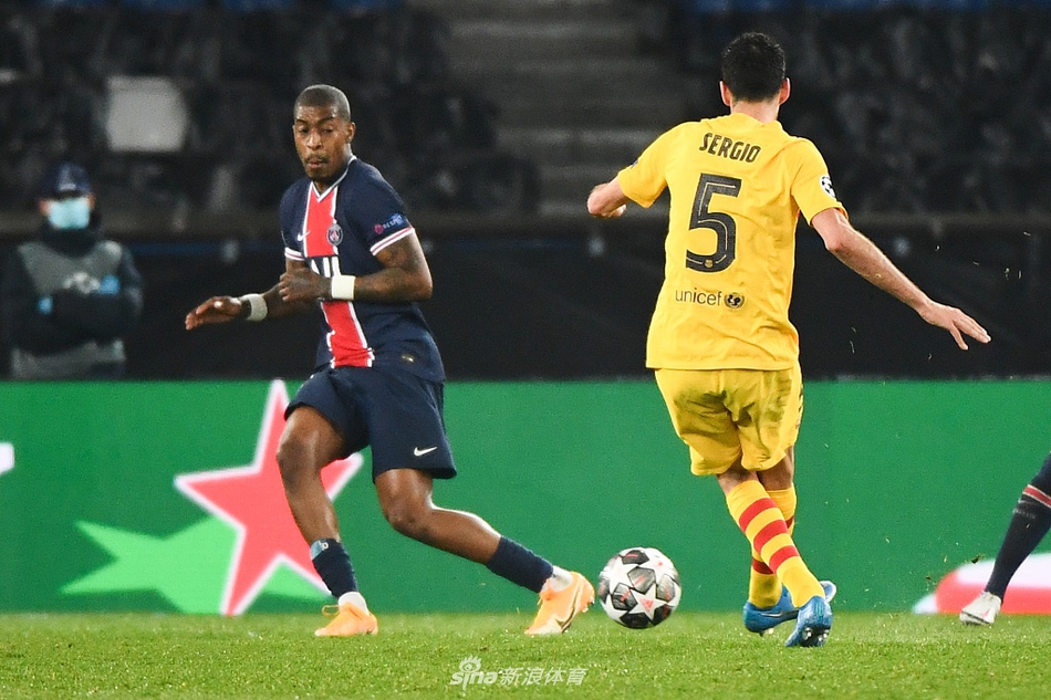 [欧冠]巴黎1-1巴萨 梅西破门+失点