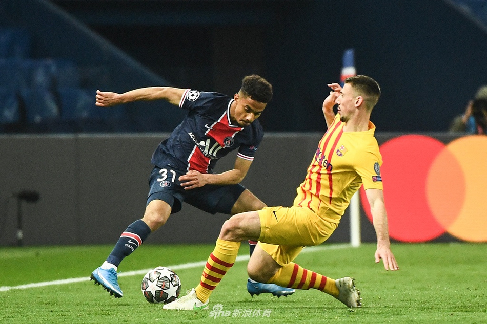 [欧冠]巴黎1-1巴萨 梅西破门+失点