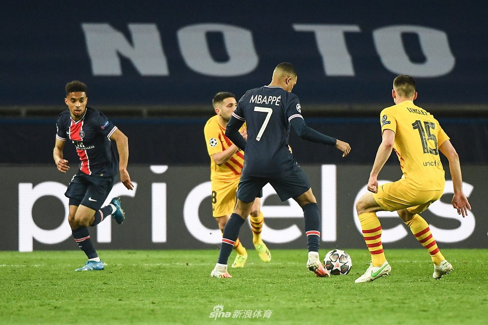 [欧冠]巴黎1-1巴萨 梅西破门+失点