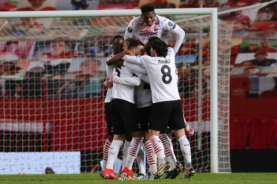 [欧联杯]曼联1-1AC米兰 克亚尔读秒扳平