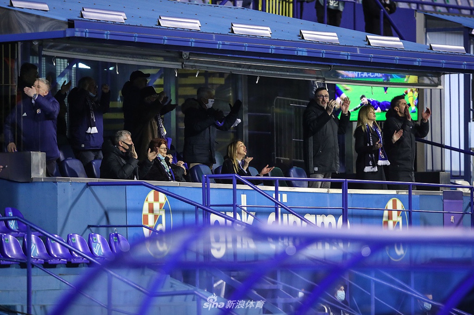 [欧联杯]萨格勒布迪那摩3-0热刺神奇翻盘