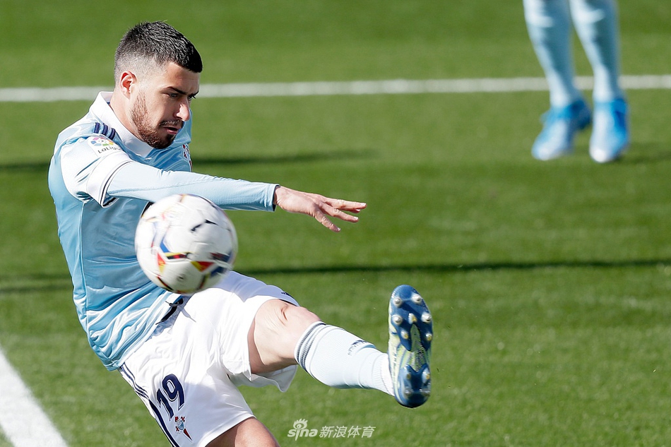 [西甲]塞尔塔1-3皇马 本泽马两射一传