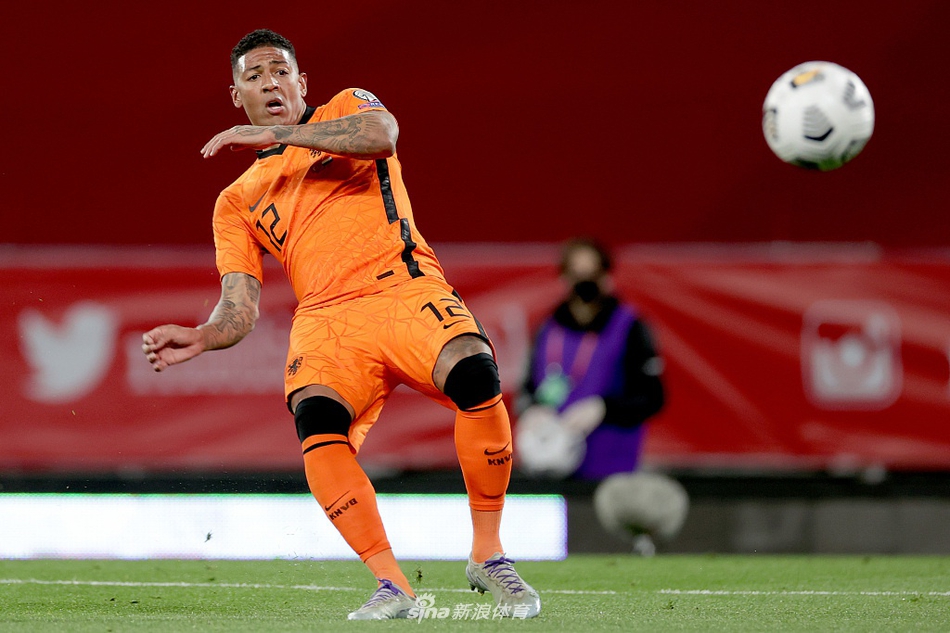 [世预赛]土耳其4-2荷兰 伊尔马兹帽子戏法
