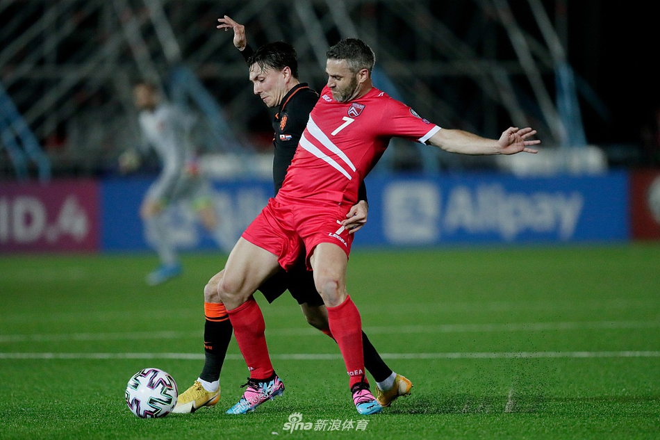 [世预赛]直布罗陀0-7荷兰 德佩两球