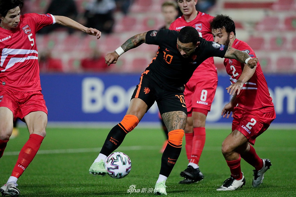 [世预赛]直布罗陀0-7荷兰 德佩两球