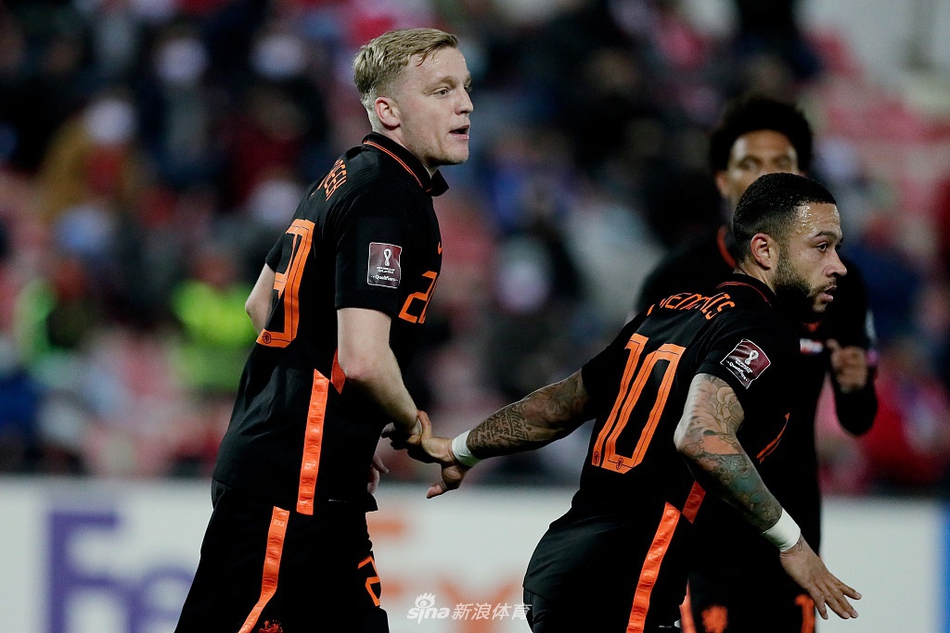 [世预赛]直布罗陀0-7荷兰 德佩两球