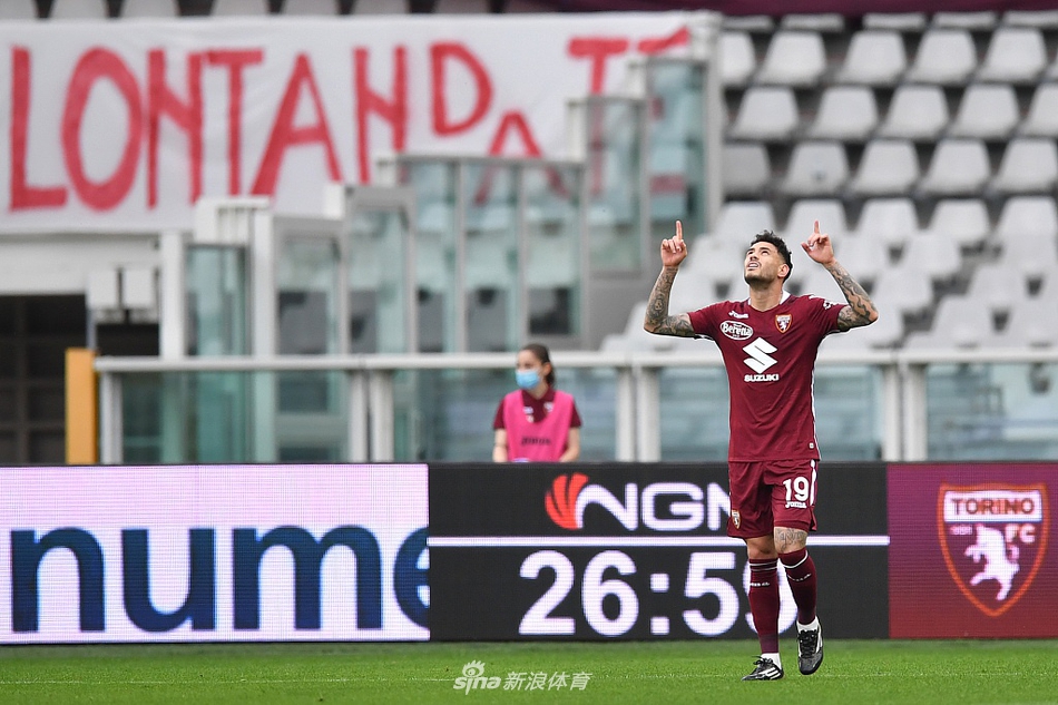 [意甲]都灵2-2尤文 C罗破门