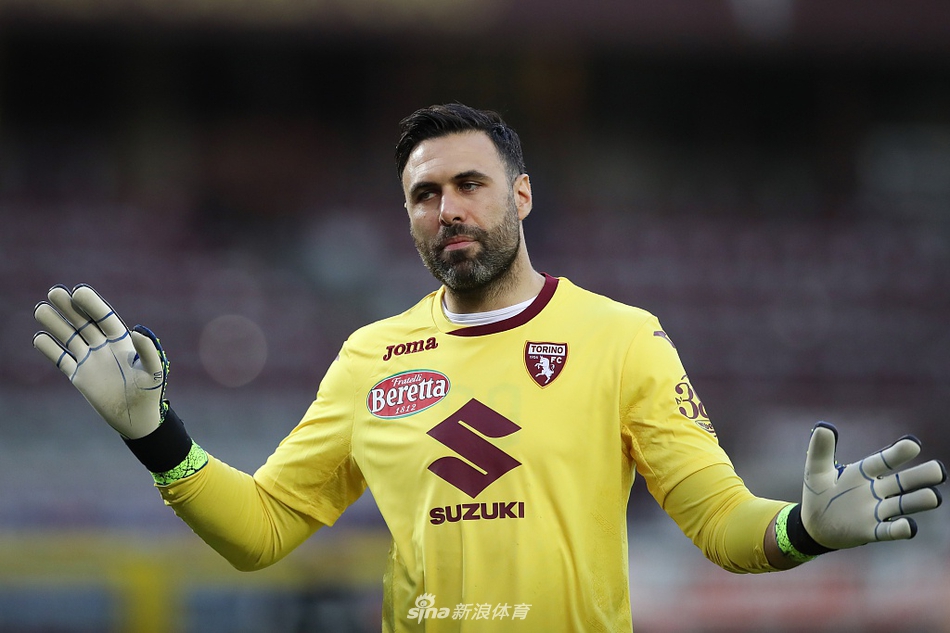 [意甲]都灵2-2尤文 C罗破门