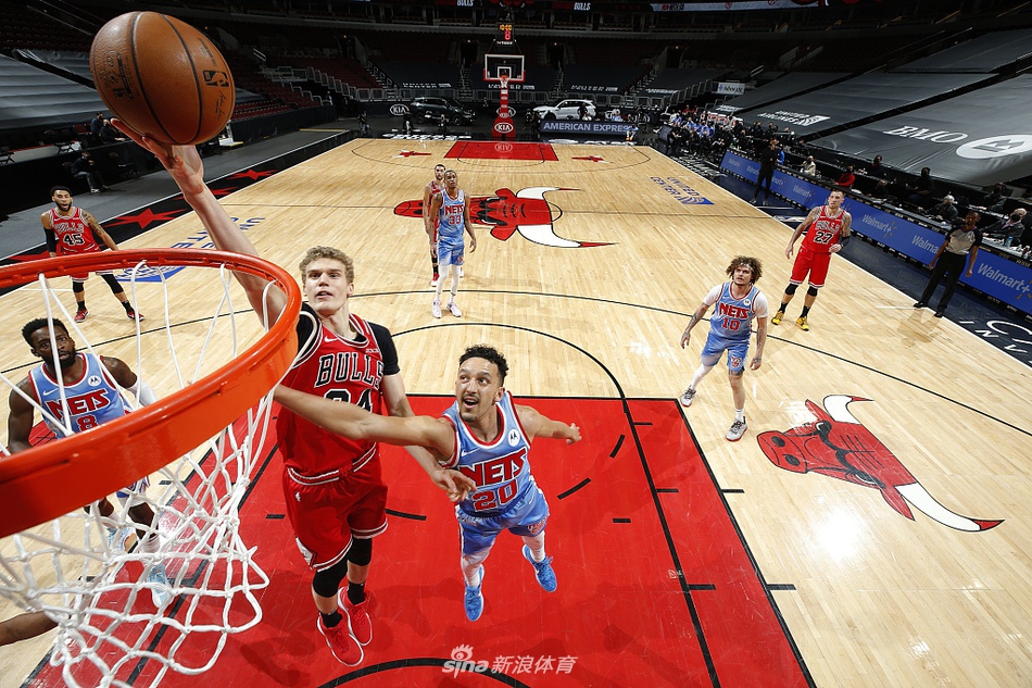 [NBA常规赛]篮网107-115公牛