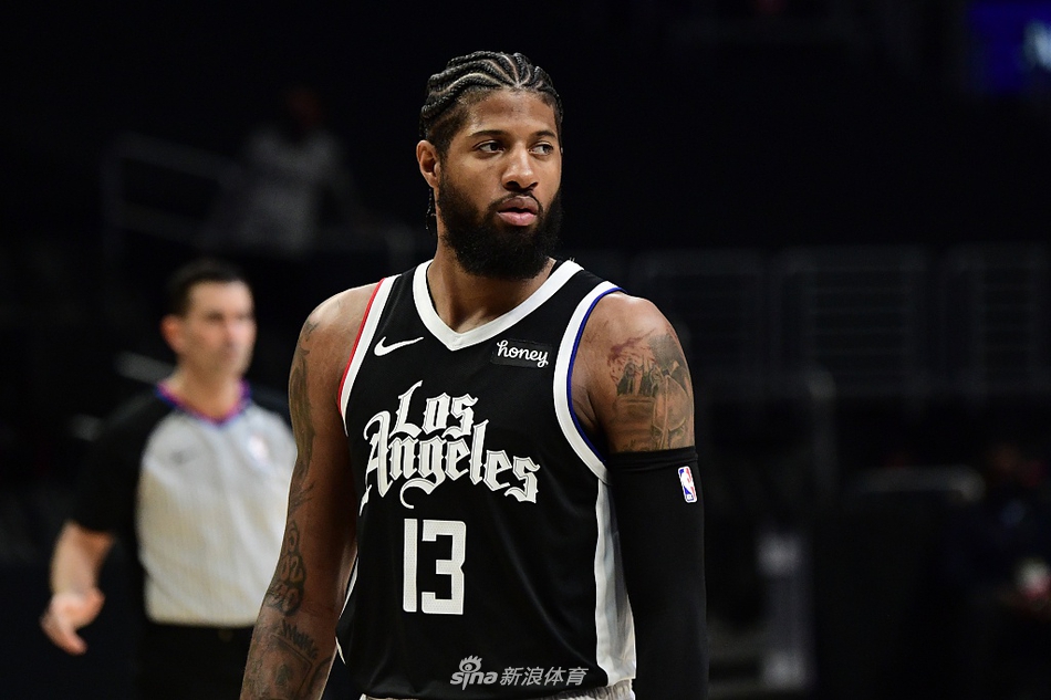 [NBA常规赛]湖人86-104快船