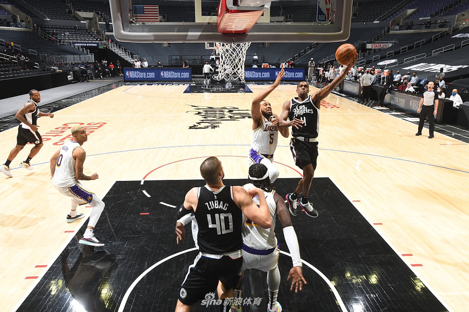 [NBA常规赛]湖人86-104快船