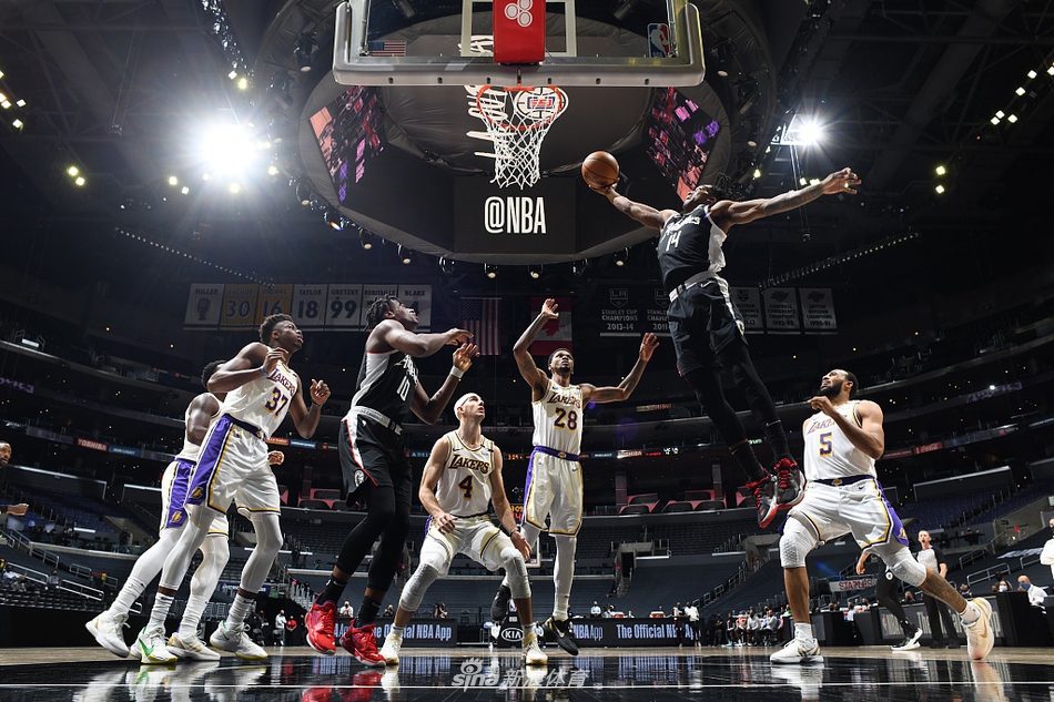 [NBA常规赛]湖人86-104快船