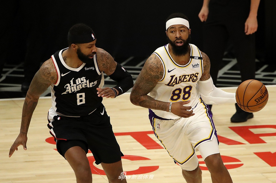 [NBA常规赛]湖人86-104快船