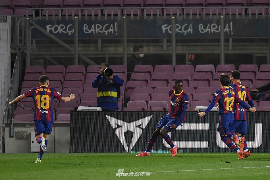 [西甲]巴萨1-0巴拉多利德 登贝莱绝杀