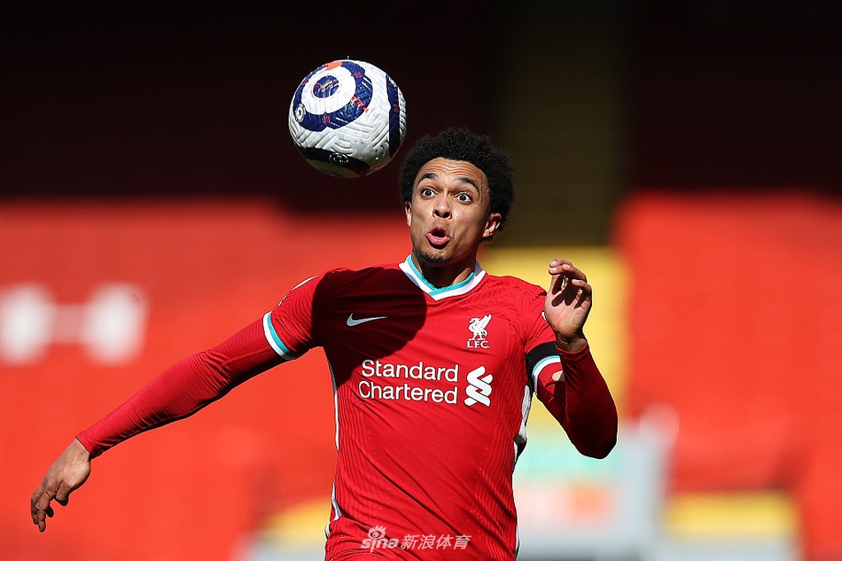 [英超]利物浦2-1维拉 阿诺德绝杀