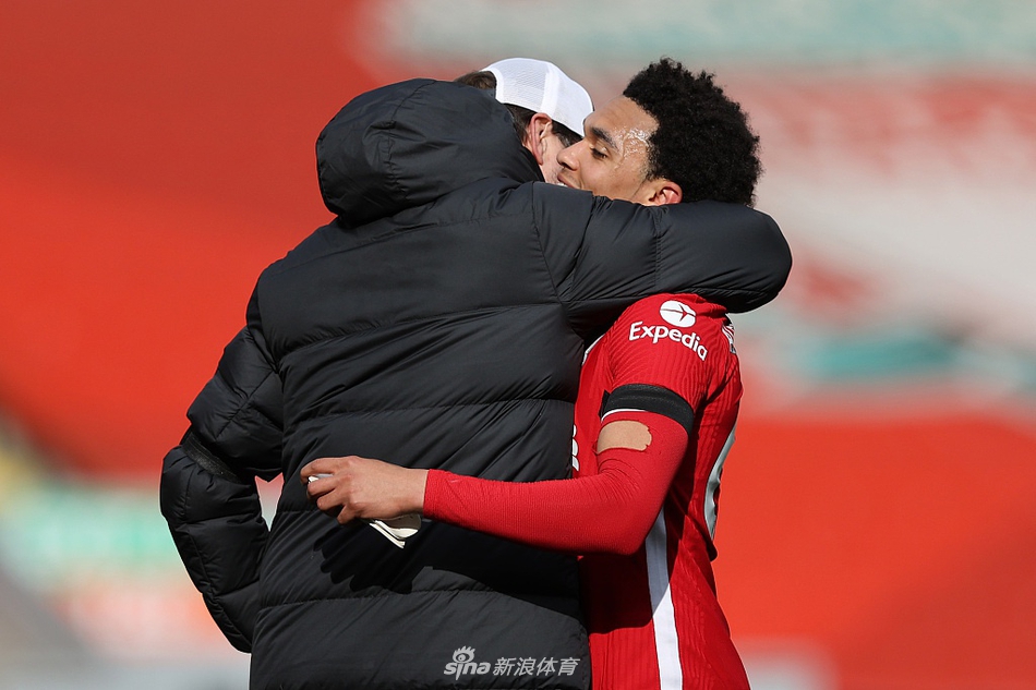 [英超]利物浦2-1维拉 阿诺德绝杀