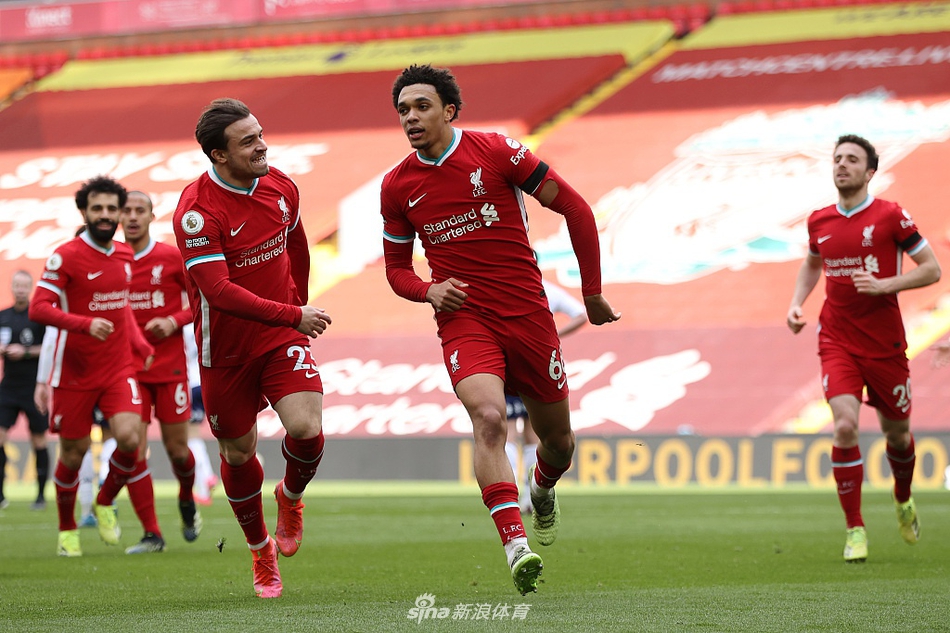 [英超]利物浦2-1维拉 阿诺德绝杀