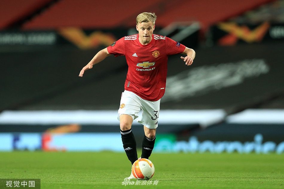 [欧联杯]曼联2-0格拉纳达 卡瓦尼破门