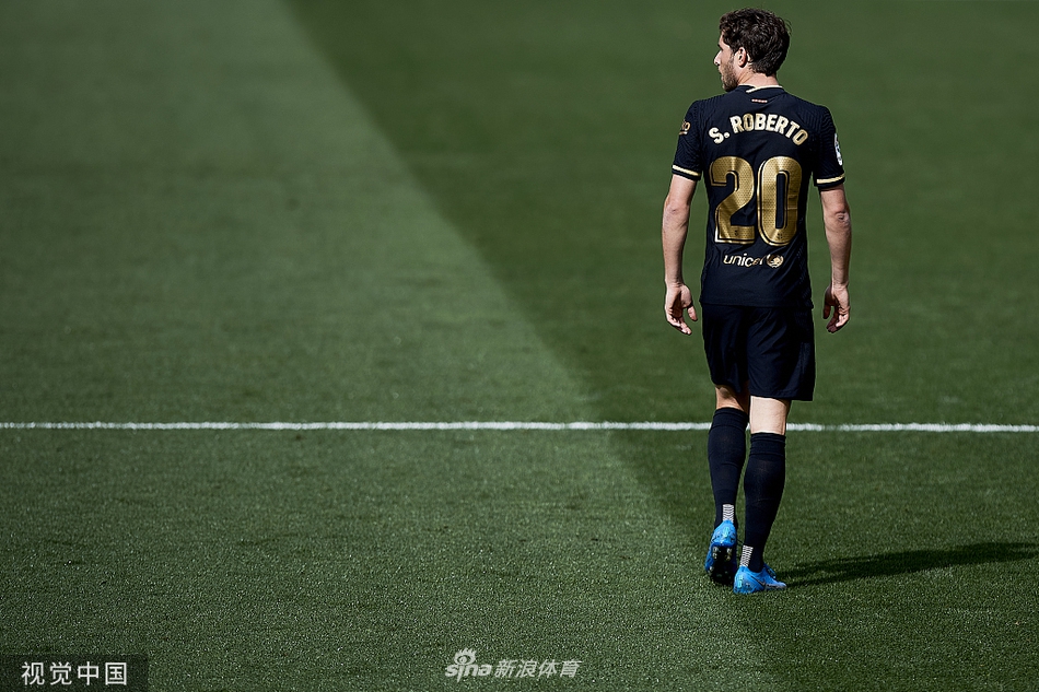 [西甲]比利亚雷亚尔1-2巴萨 格列兹曼两球