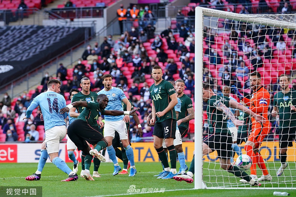 [联赛杯]曼城1-0热刺 豪夺4连冠