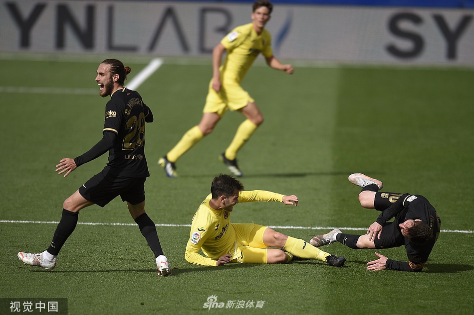 [西甲]比利亚雷亚尔1-2巴萨 格列兹曼两球