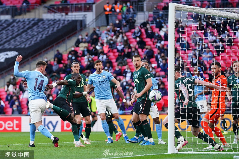 [联赛杯]曼城1-0热刺 豪夺4连冠