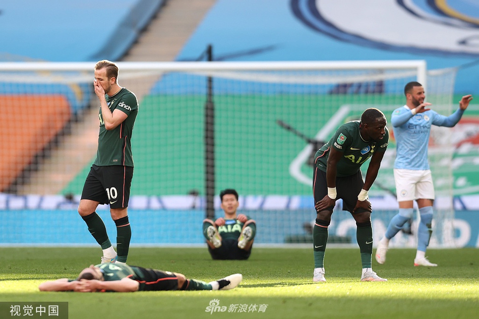 [联赛杯]曼城1-0热刺 豪夺4连冠