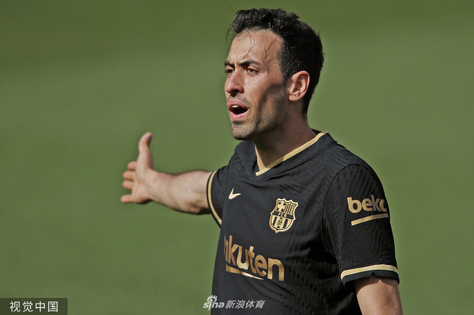 [西甲]比利亚雷亚尔1-2巴萨 格列兹曼两球