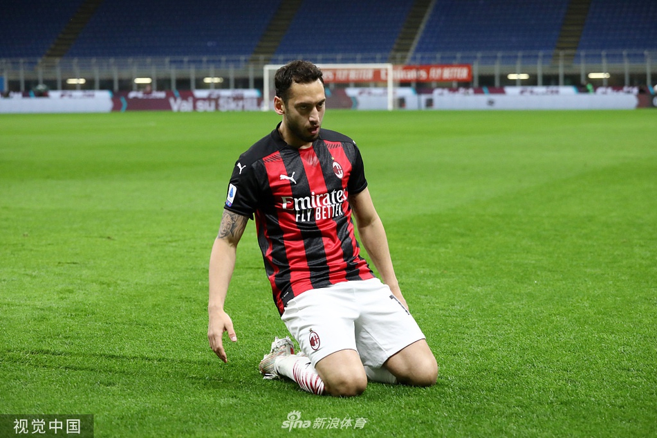 [意甲]AC米兰2-0贝内文托
