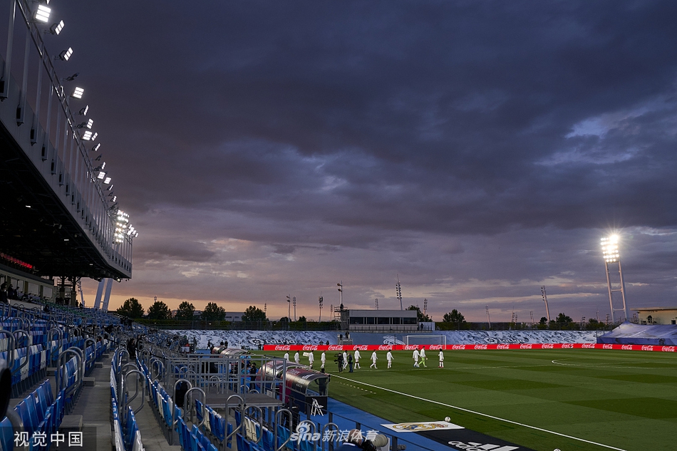 [西甲]皇马2-0奥萨苏纳