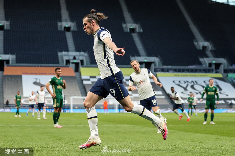 [英超]热刺4-0谢联 贝尔帽子戏法