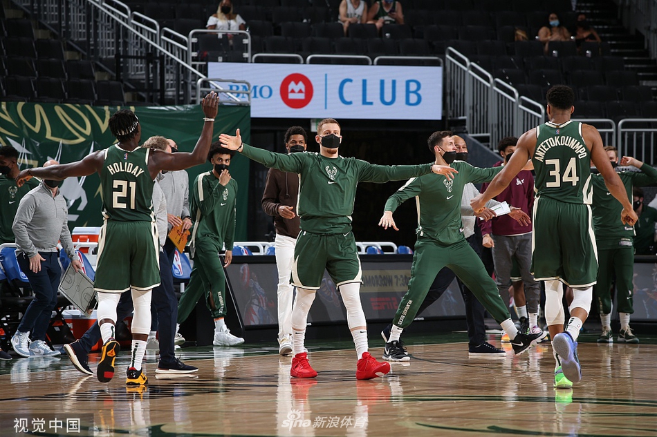 [NBA常规赛]篮网114-117雄鹿