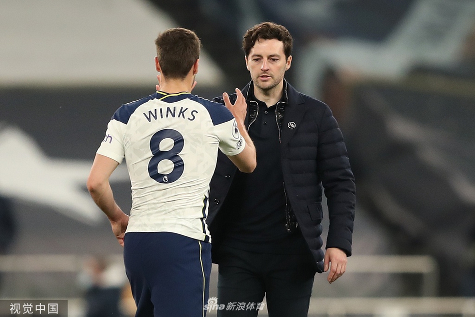 [英超]热刺4-0谢联 贝尔帽子戏法