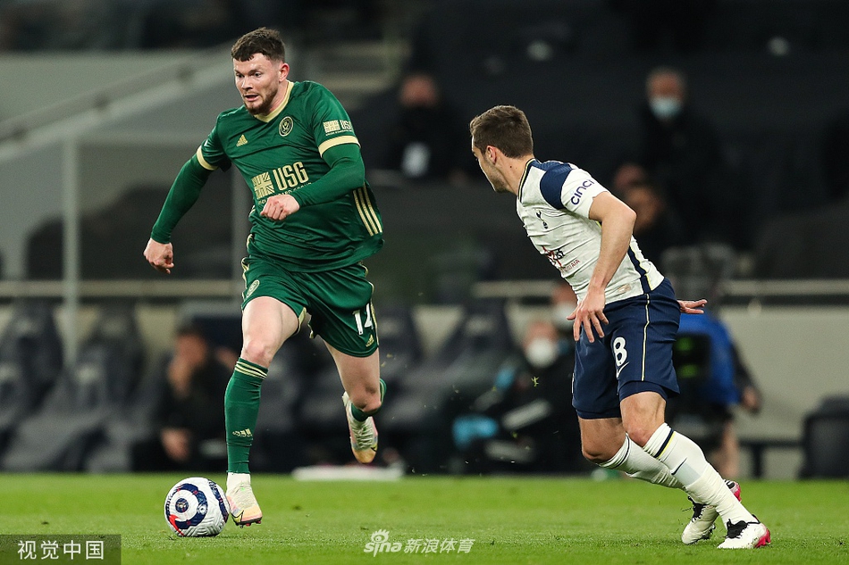 [英超]热刺4-0谢联 贝尔帽子戏法