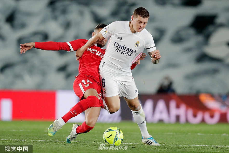 [西甲]皇马2-2塞维利亚 皇马压哨扳平