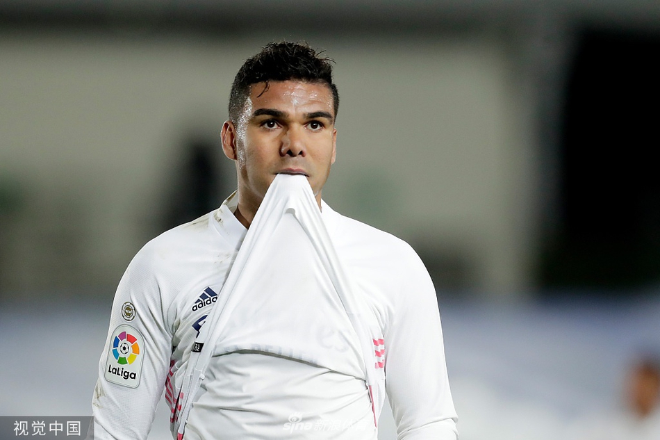 [西甲]皇马2-2塞维利亚 皇马压哨扳平