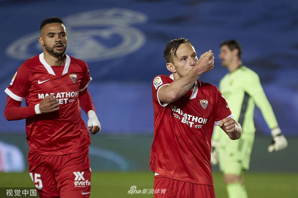 [西甲]皇马2-2塞维利亚 皇马压哨扳平