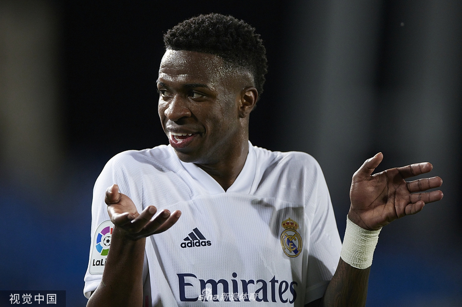 [西甲]皇马2-2塞维利亚 皇马压哨扳平